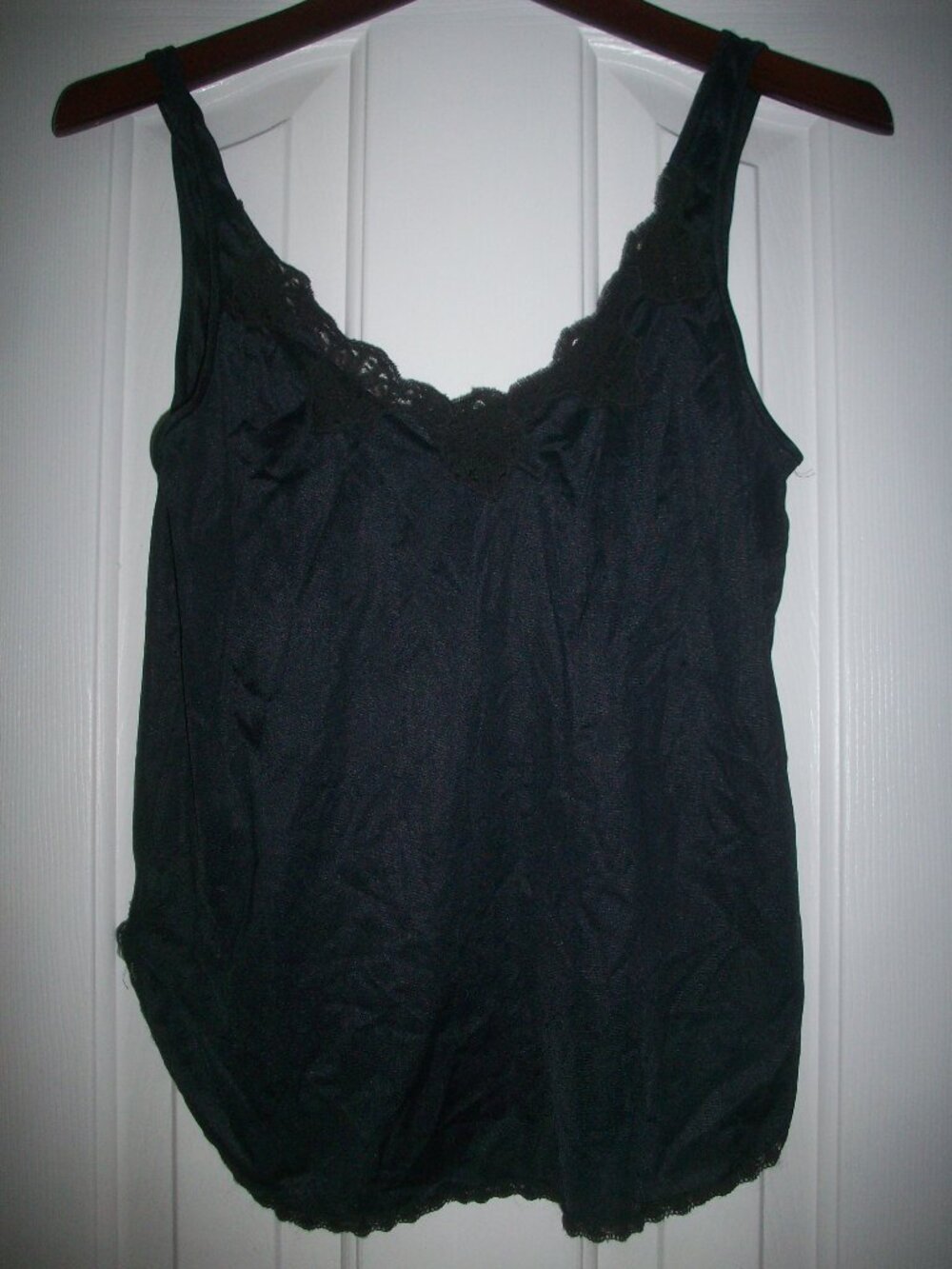 Vintage Formfit Rogers Sweetheart  Slip Top Black Lace Camisole shirttail hem 34